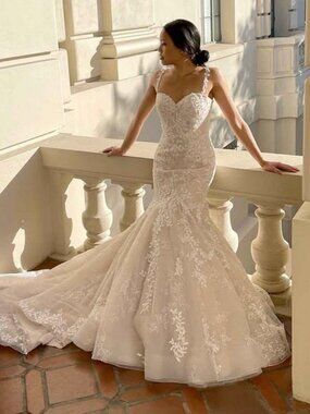 Martina Liana 1375 Fit and Flare Wedding Gown Size 14